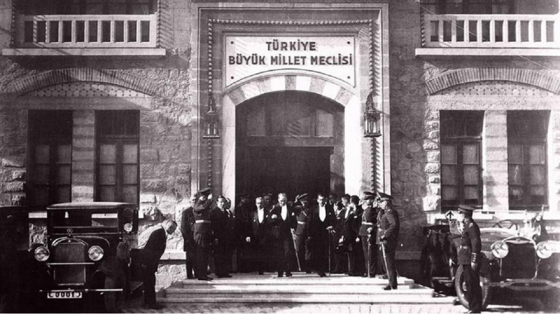 13 Ekim 1923 Ankara Nin Baskent Olusu Bala Anadolu Imam Hatip Lisesi